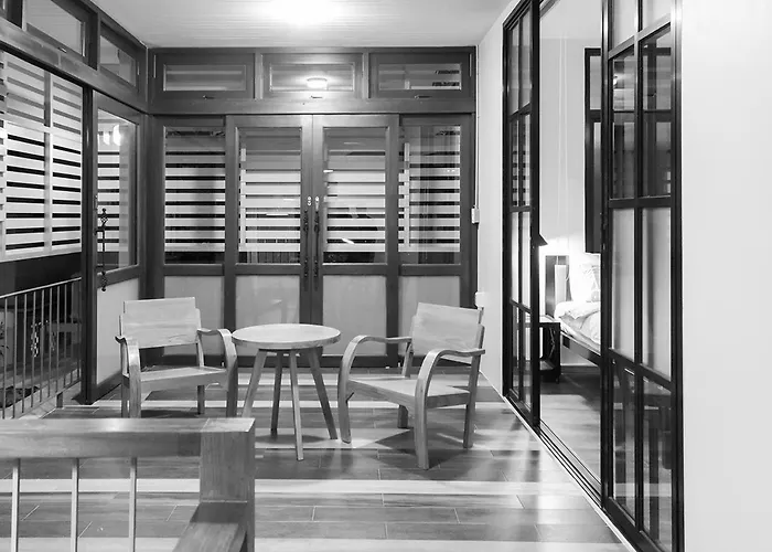 Liaw Base House Hostal Bangkok
