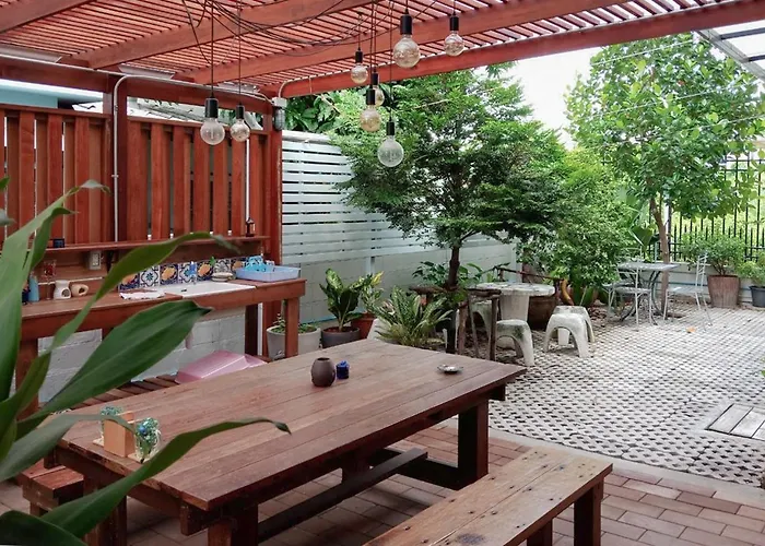 Liaw Base House Hostal Bangkok