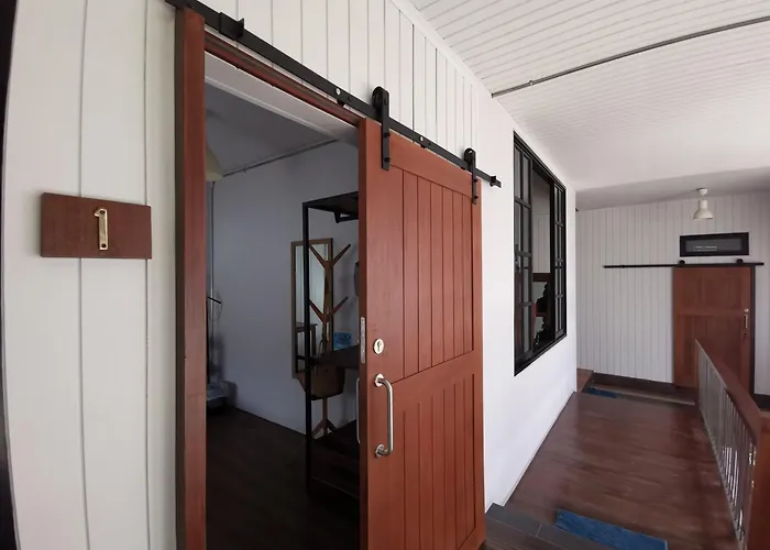 بيت شباب Liaw Base House بانكوك